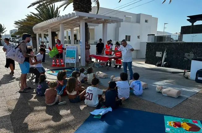 Escolares durante el taller
