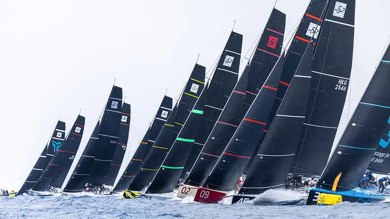 Imagen de archivo de una regata.