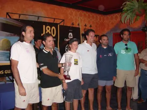 LA UD. LANZAROTE DESPIDIÓ LA TEMPORADA CON DERROTA.