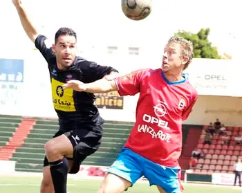 EL CD. TEGUISE DESAPROVECHÓ UNA OCASIÓN DE ORO PARA SEGUIR EN PUESTOS DE PRIVILEGIO.