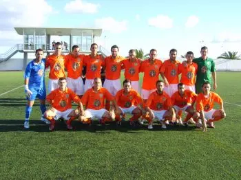 EL TIENSE PASÓ DE RONDA CON MÁS APUROS DE LOS PREVISTOS.