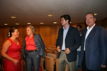 LAS CONSEJERAS DE TURISMO DEL GOBIERNO REGIONAL Y DEL CABILDO COINCIDIERON EN LA IMPORTANCIA DE ESTA ELECCIÓN.