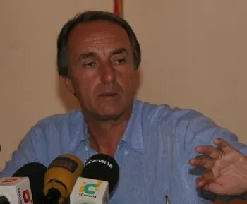 EL EX TÉCNICO ROJILLO GUARDA UN GRAN RECUERDO DE LA ISLA.
