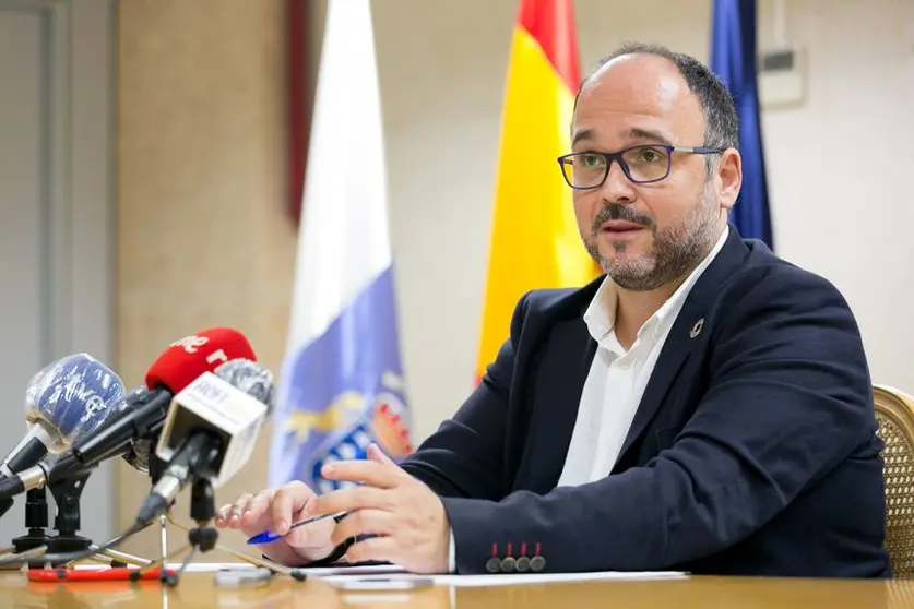 Rueda prensa Valbuena 19