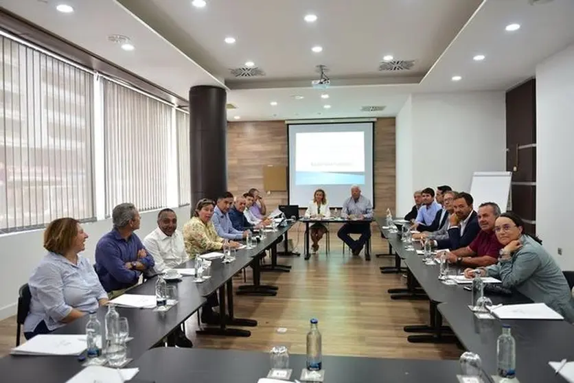 Imagen de una asamblea de la Federación lanzaroteña.