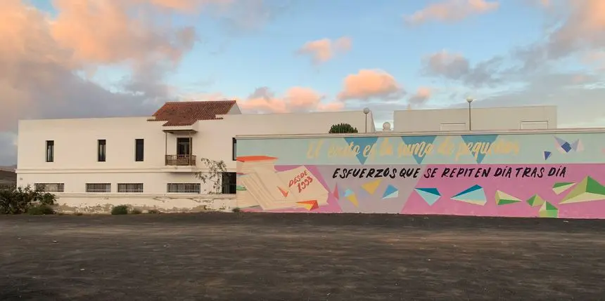 Imagen de la fachada del Instituto de Teguise.