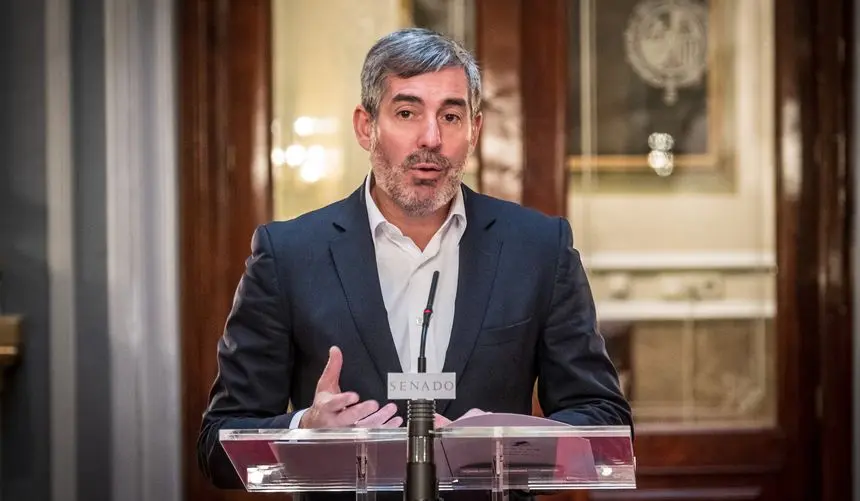 Fernando Clavijo en una comparecencia en el Senado.