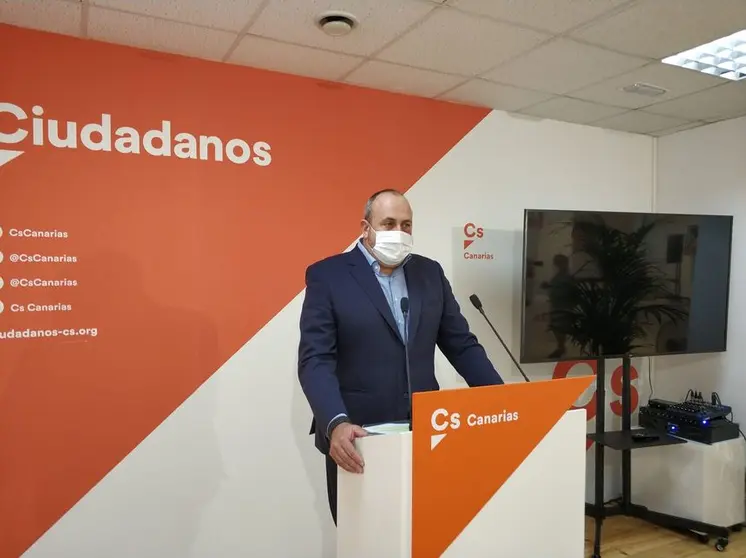 18112020 Enrique Arriaga, coordinador de Cs en Canarias, en rueda de prensa