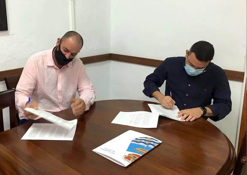 FIRMA OSWALDO CON ADERLAN