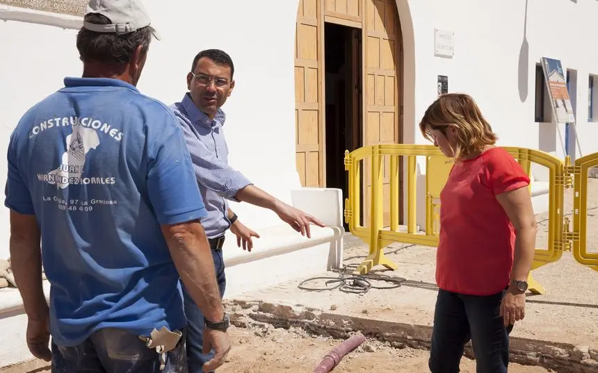 Obras-en-la-Graciosa-Iglesia-y-parque-infantil-15_4_2016_3