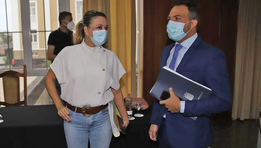 Maria Dolores Corujo junto a Jacobo Medina (1)