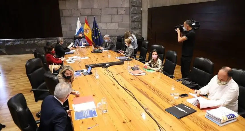 Imagen de archivo de una reunión de los integrantes del Consejo de Gobierno de Canarias.