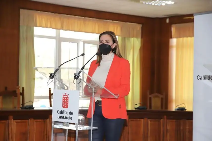 Presidenta del Cabildo, Mª Dolores Corujo