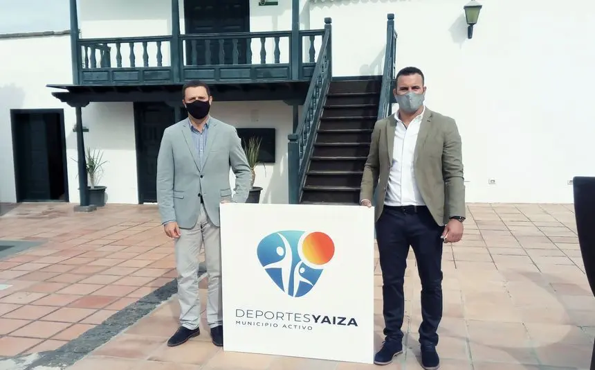 El alcalde de Yaiza y el concejal de Deportes