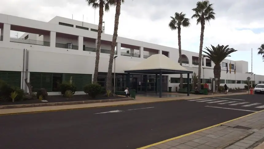 Hospital-de-Lanzarote-1