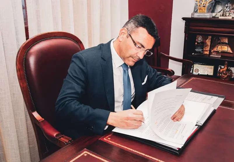 OSWALDO BETANCORT FIRMANDO