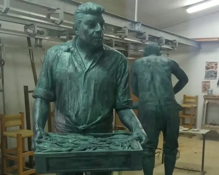Imagen de la escultura que el PP quiere que se instale ya