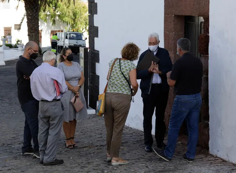 REUNIOìN PATRIMONIO IGLESIA TEGUISE 2