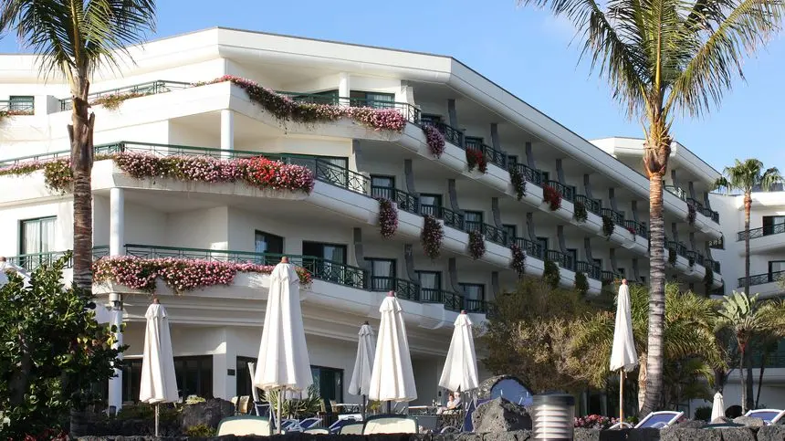 Playa_Blanca_(Lanzarote),_Hotel_Natura_Palace