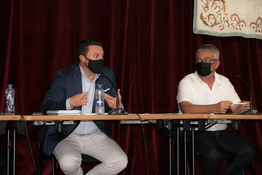 El alcalde de Yaiza durante el Pleno