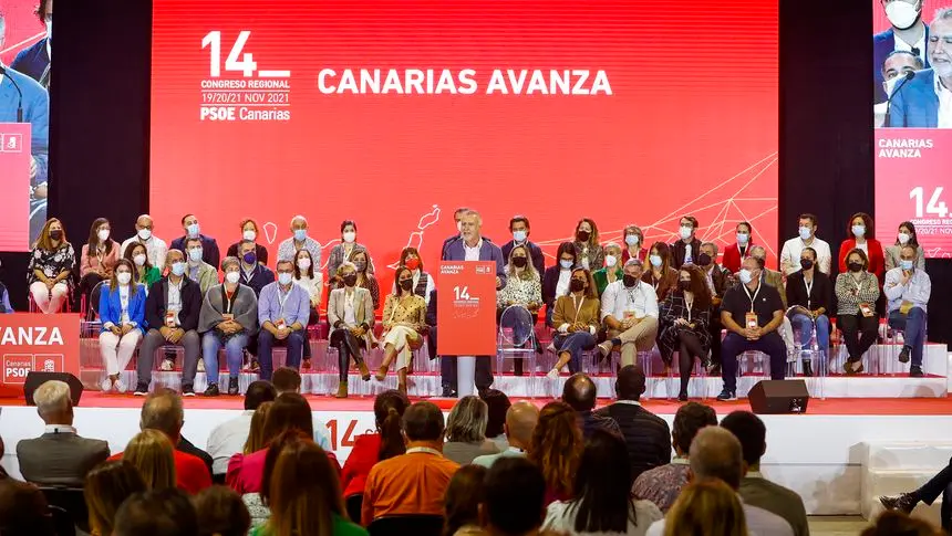 Ángel Víctor Torres durante su intervención (2)