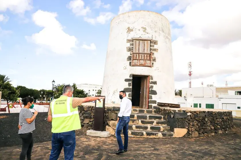 VISITA OBRAS MOLINO TEGUISE 2