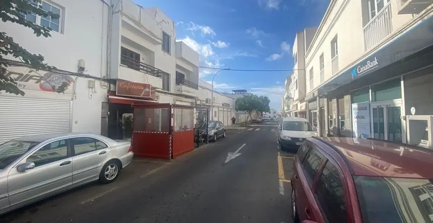 Imagen de una calle de Titerroy sin alumbrado navideño