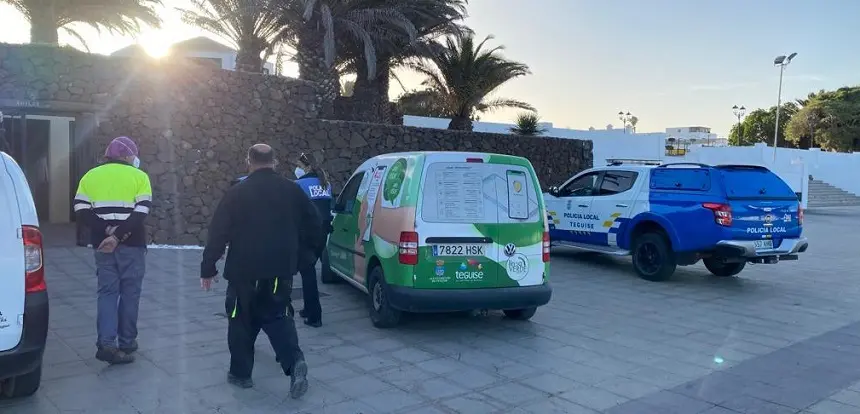 La Policía Local inició este lunes la investigación en varias zonas del municipio.