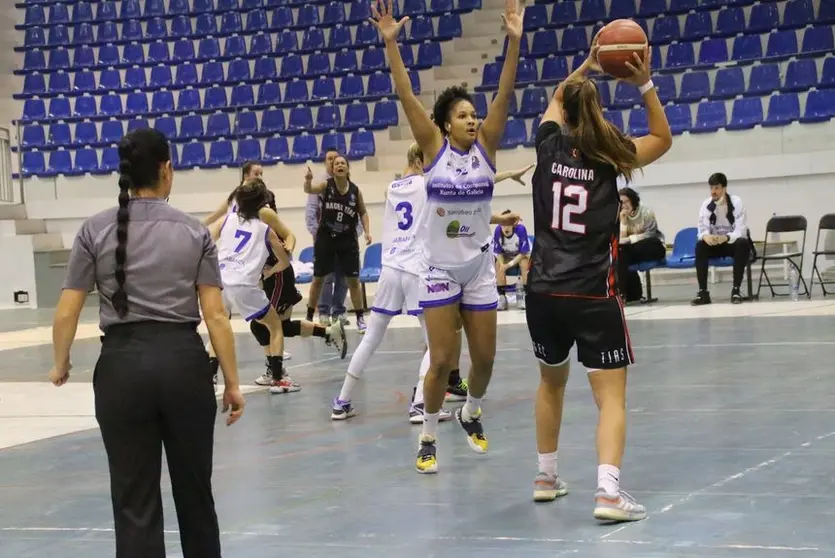 BALONCESTO. MAGEC TÍAS - INSTITUTOS COMPOSTELA (2)