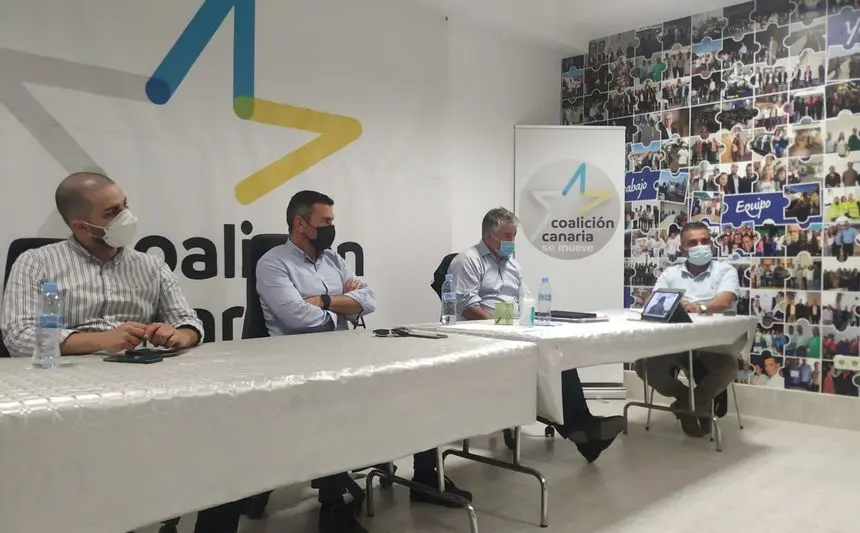 FOTOS VISITA PARLAMENTARIOS A YAIZA (3)