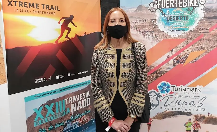 Pilar González, alcaldesa de La Oliva, en la última edición de Fitur.