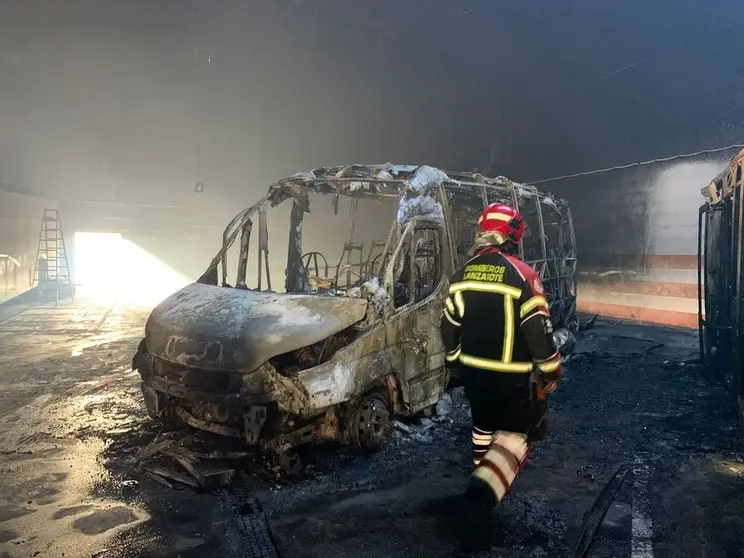 Incendio en la Cochera Municipal.