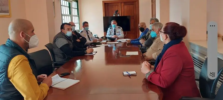 Reunión en la Dirección Insular de la Administración General Estado en Lanzarote.