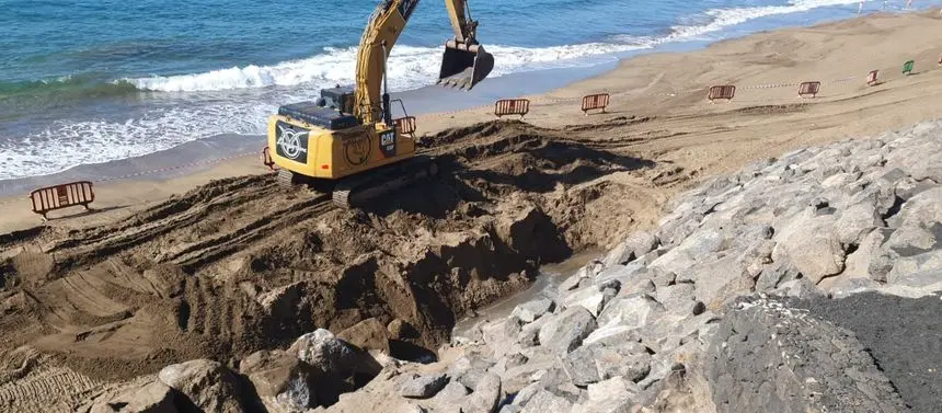 Imagen de la máquina trabajando en la zona.
