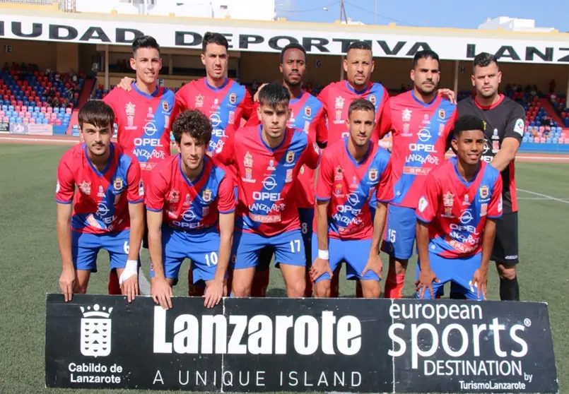Imagen de archivo de la UD Lanzarote frente al CD Tenerife B.