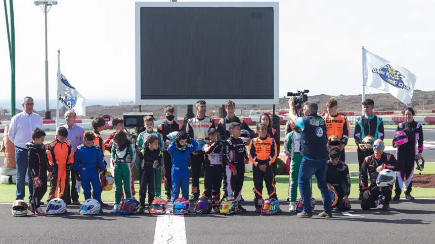 Participantes de la primera prueba del Campeonato de Canarias de Karting en las diferentes categorías.