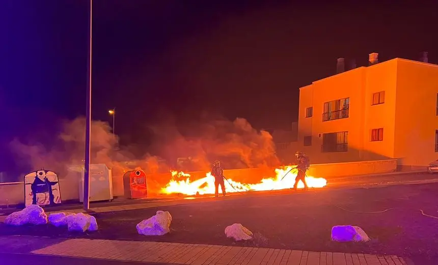 Incendio producido este martes en Arrecife.