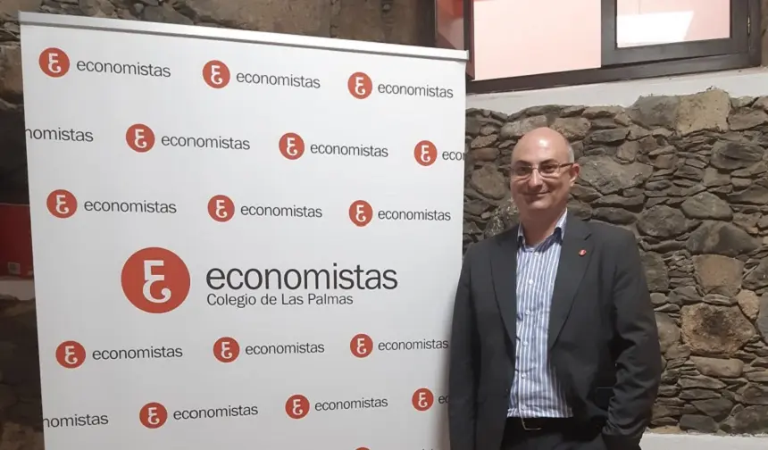 Sergio Vicente Plata Romero, nuevo vicedecano en Lanzarote de el Colegio de Economistas de Las Palmas.