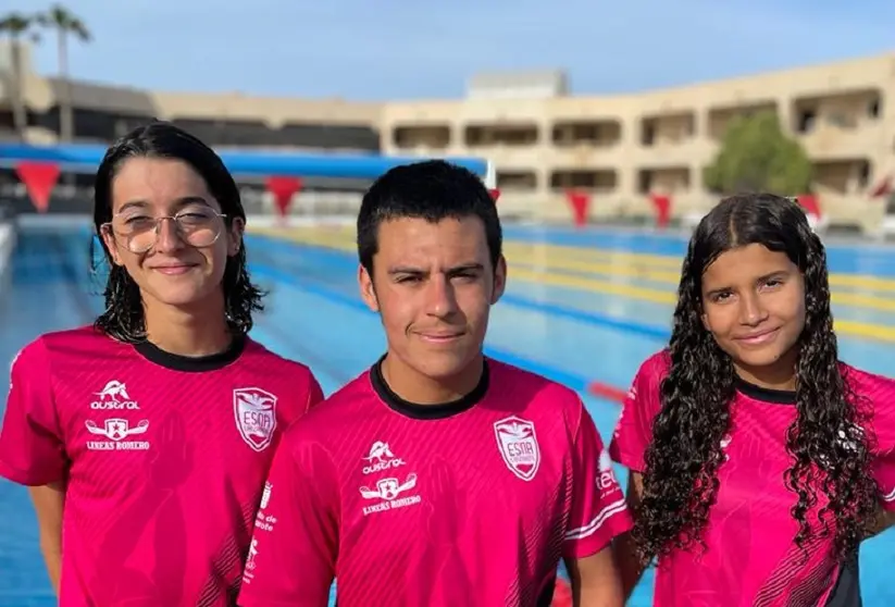 Claudia Pérez, Javier Callero y Julia González representantes de ESNA en el Campeonato de España de Aguas Abiertas.