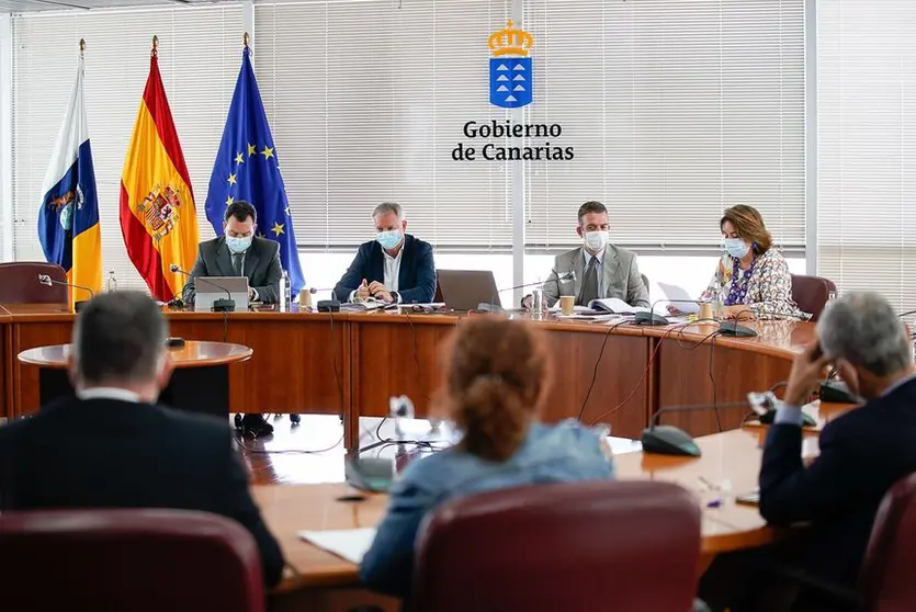 El Consejo de Administración del ente público Puerto Canarios.