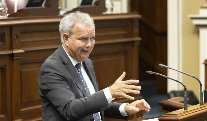 Sebastián Franquis, consejero de Obras Públicas, Transportes y Vivienda del Gobierno de Canarias.