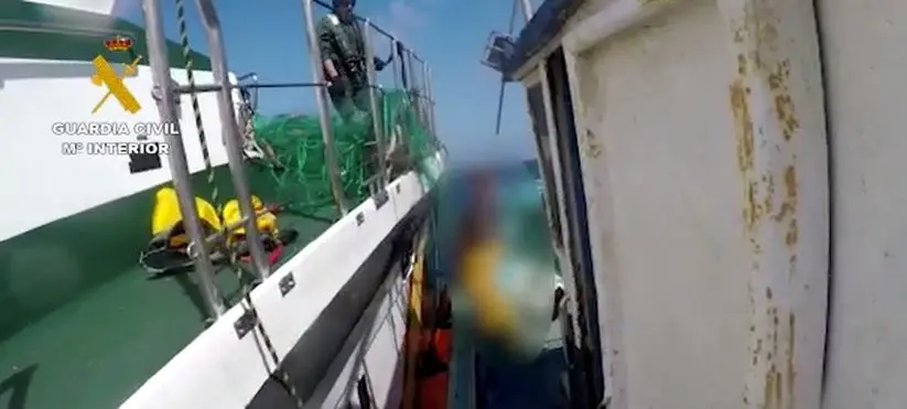 Operación de la Guardia Civil en la costa de Lanzarote