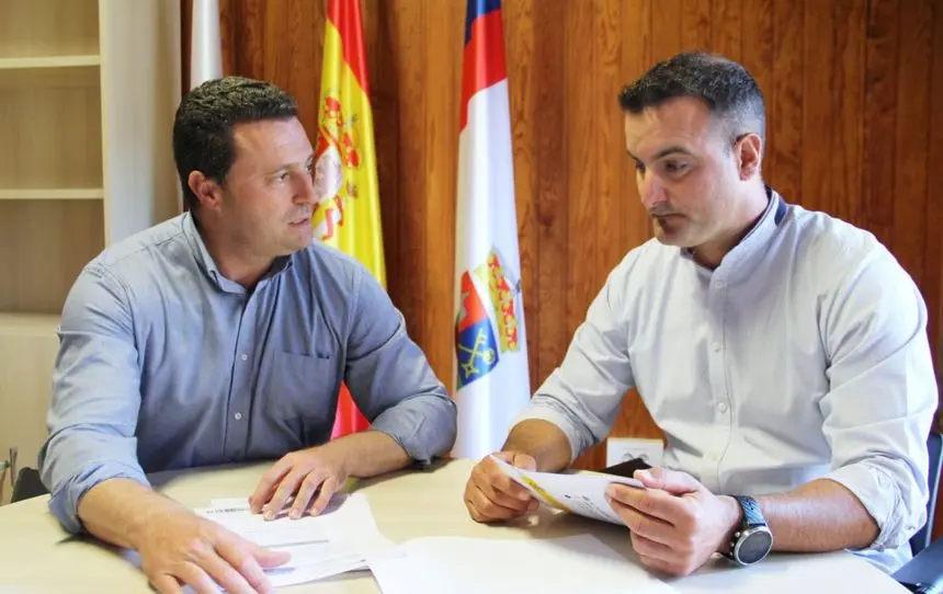 Óscar Noda y Ángel Lago en su despacho de Yaiza.