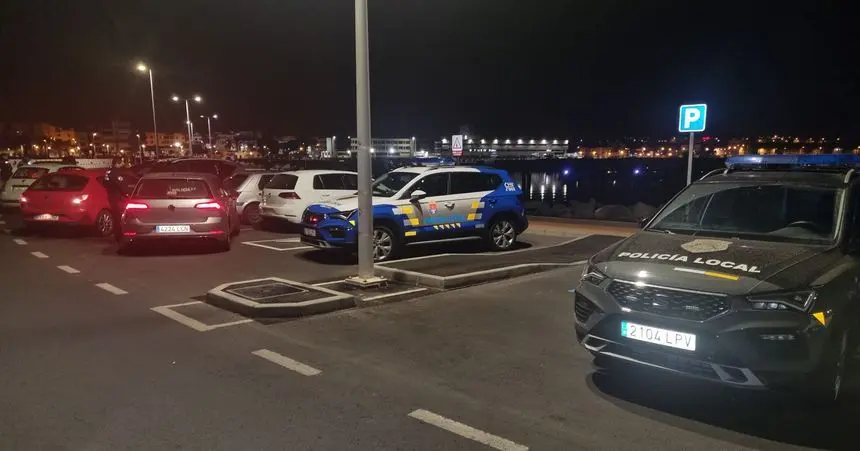 Imagen de otra de las actuaciones de la Policía Local de Arrecife en la zona.
