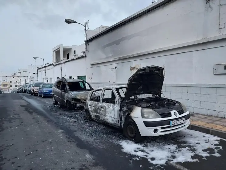 Incendio producido en el barrio de La Vega de Arrecife.