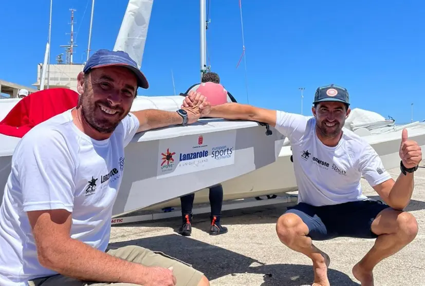 Alfredo González y Cristian Sánchez participantes de la Copa de España de Snipe en Cádiz.