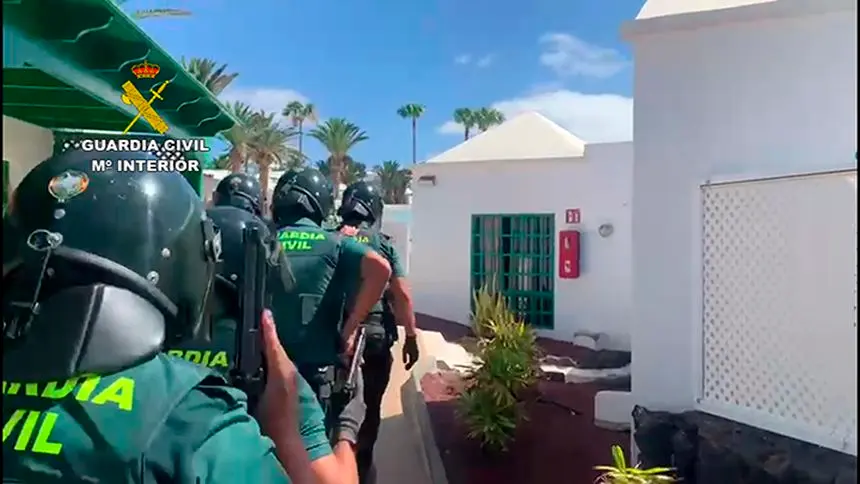 Operación SunBeach en Puerto del Carmen.