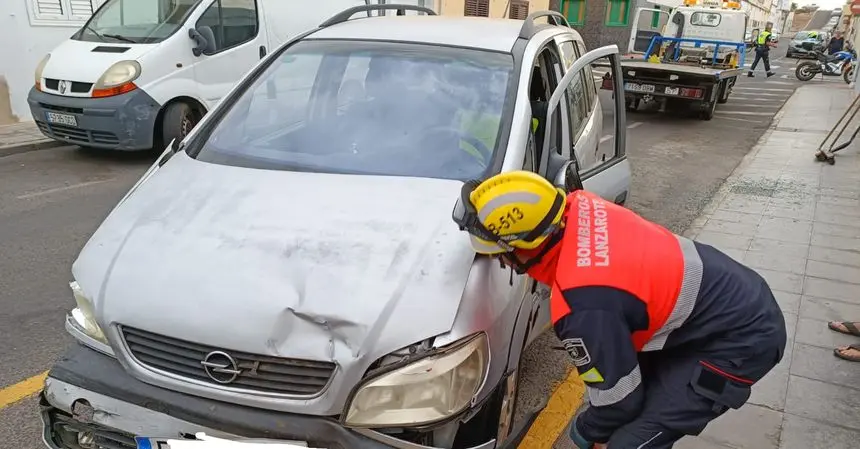 Imagen de cómo quedó el vehículo tras el accidente