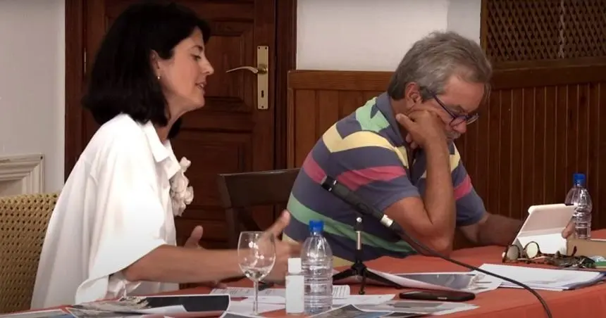 José Torres Stinga y Evelia García en el Ayuntamiento de Haría.