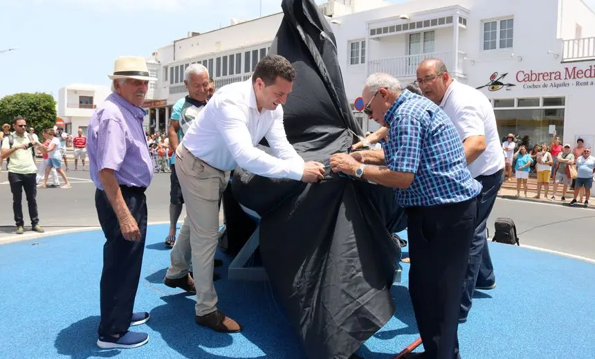 Momento de revelación de la escultura